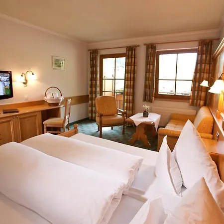 Astoria 3*