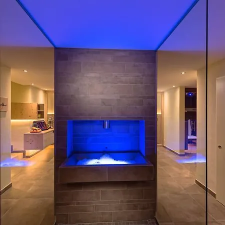 Astoria 3*